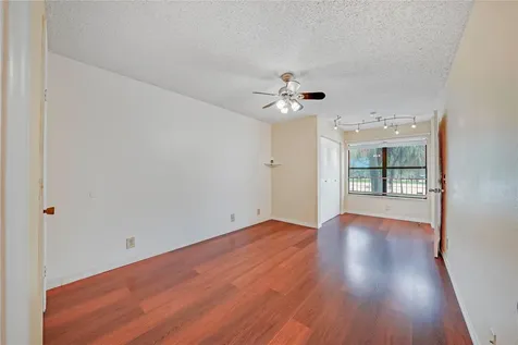 2900 S University Drive Davie FL 33328