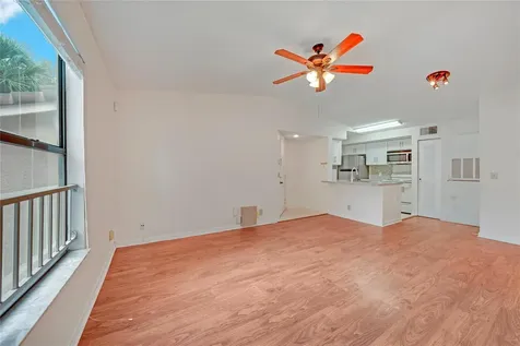 2900 S University Drive Davie FL 33328