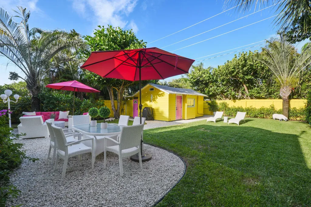 612 N Palmway Lake Worth Beach FL 33460