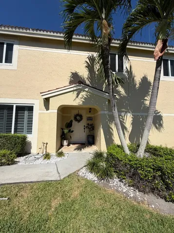 699 Deer Creek Corona Way Deerfield Beach FL 33442