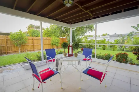 2325 NE 4th Avenue Boca Raton FL 33431