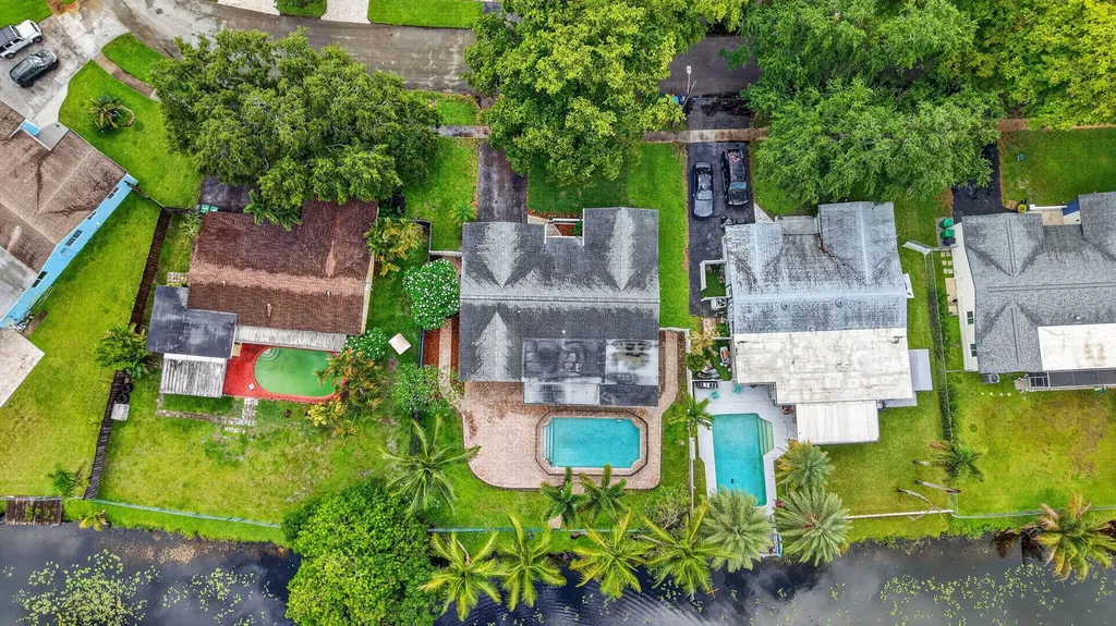 5207 SW 91st Terrace Cooper City FL 33328