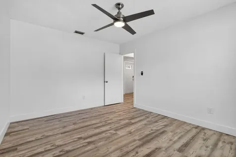 5207 SW 91st Terrace Cooper City FL 33328