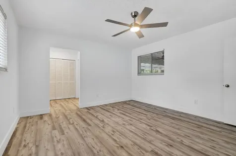 5207 SW 91st Terrace Cooper City FL 33328