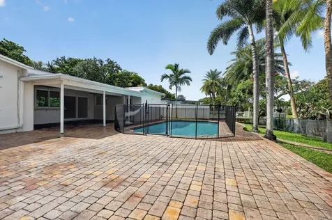 5207 SW 91st Terrace Cooper City FL 33328