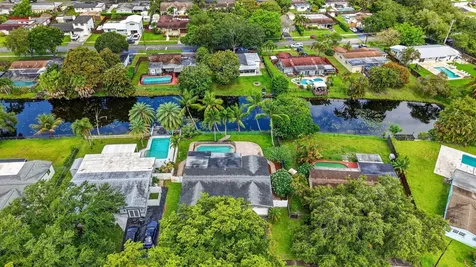 5207 SW 91st Terrace Cooper City FL 33328