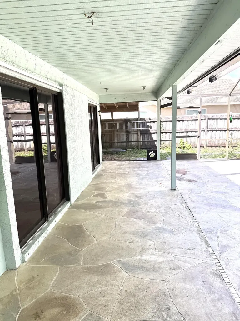 409 SE Voltair Terrace Port St Lucie FL 34983