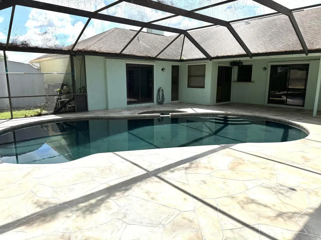 409 SE Voltair Terrace Port St Lucie FL 34983