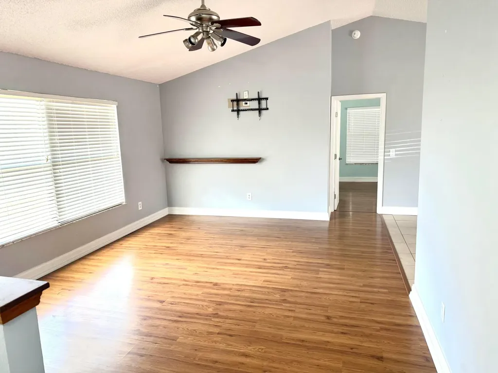 409 SE Voltair Terrace Port St Lucie FL 34983