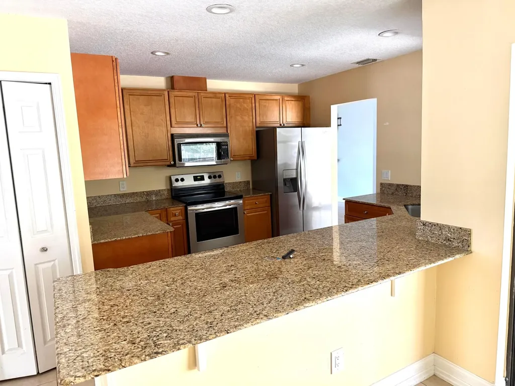 409 SE Voltair Terrace Port St Lucie FL 34983