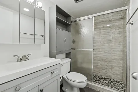 950 Hillcrest Drive Hollywood FL 33021
