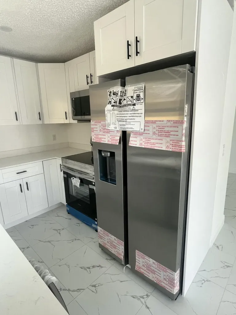 2747 Summit Boulevard West Palm Beach FL 33406