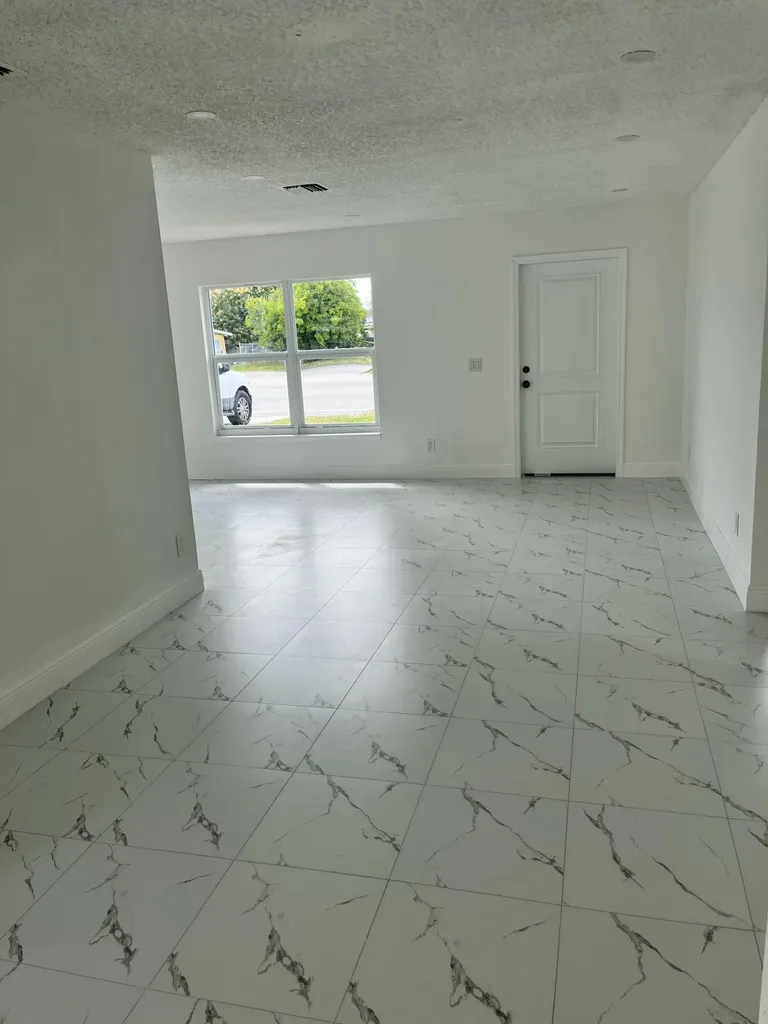 2747 Summit Boulevard West Palm Beach FL 33406