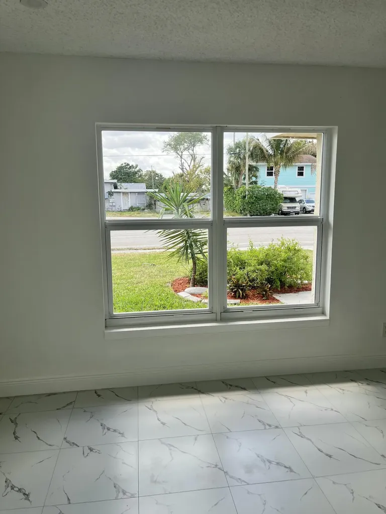 2747 Summit Boulevard West Palm Beach FL 33406