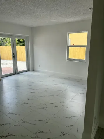 2747 Summit West Palm Beach FL 33406
