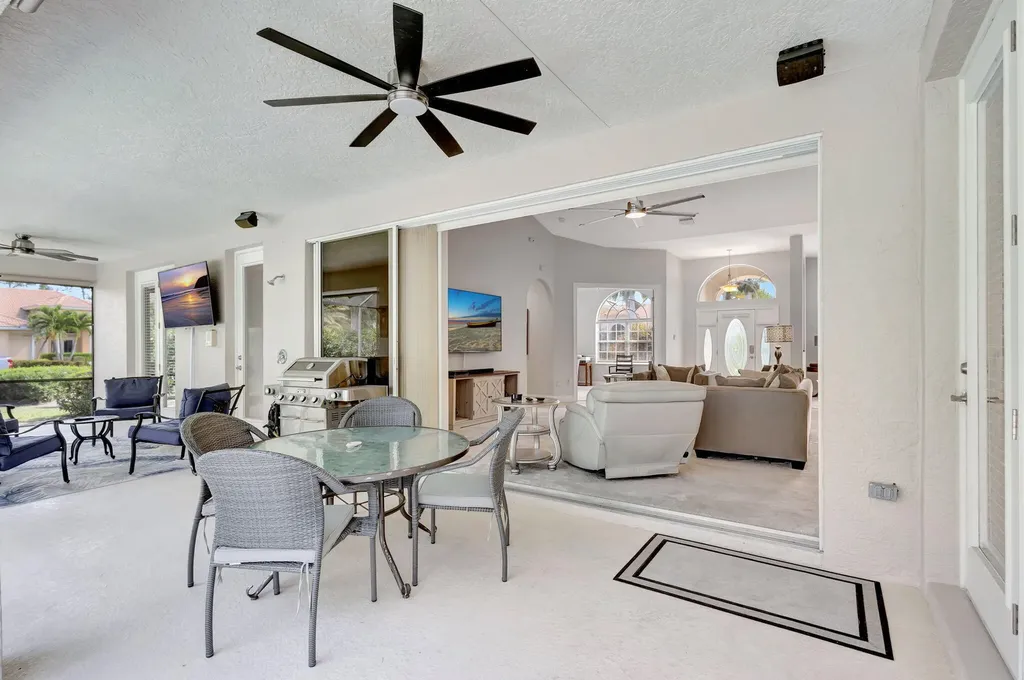 8055 Kiawah Trace Port St Lucie FL 34986