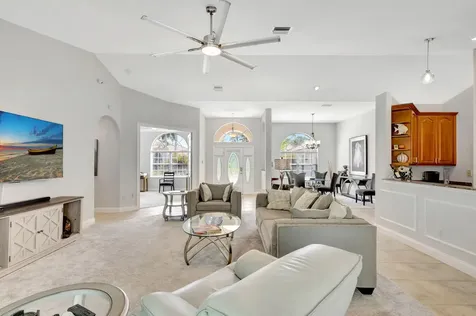 8055 Kiawah Trace Port St Lucie FL 34986
