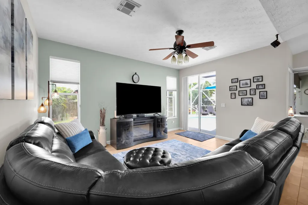 842 SE Quiescent Lane Port St Lucie FL 34983
