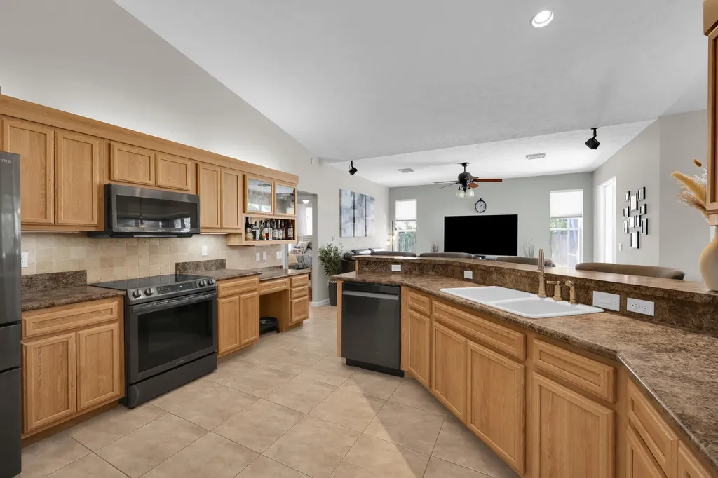 842 SE Quiescent Lane Port St Lucie FL 34983