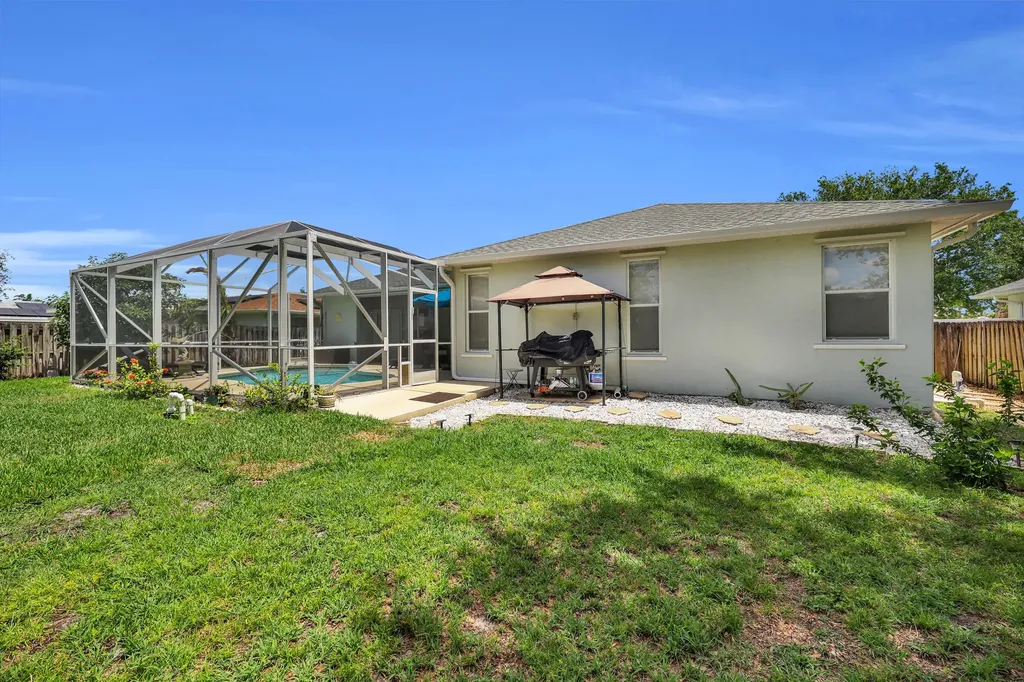842 SE Quiescent Lane Port St Lucie FL 34983