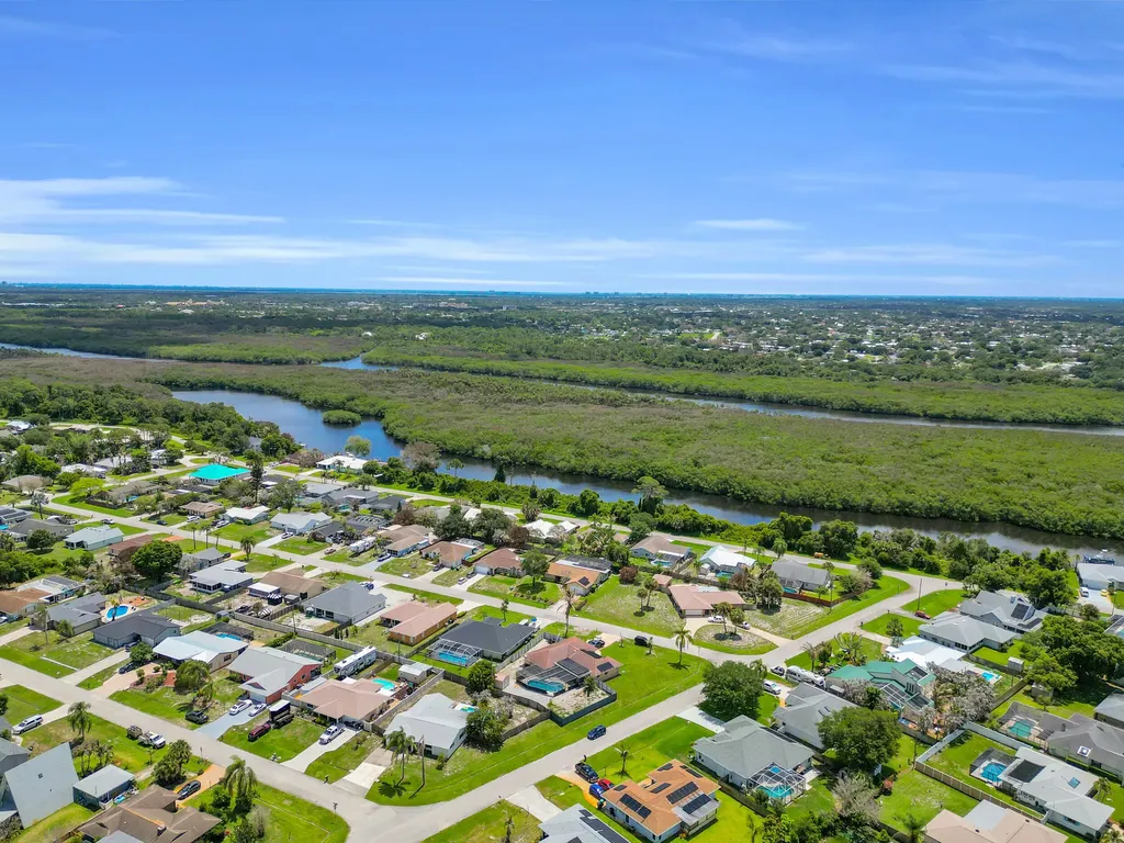 842 SE Quiescent Lane Port St Lucie FL 34983