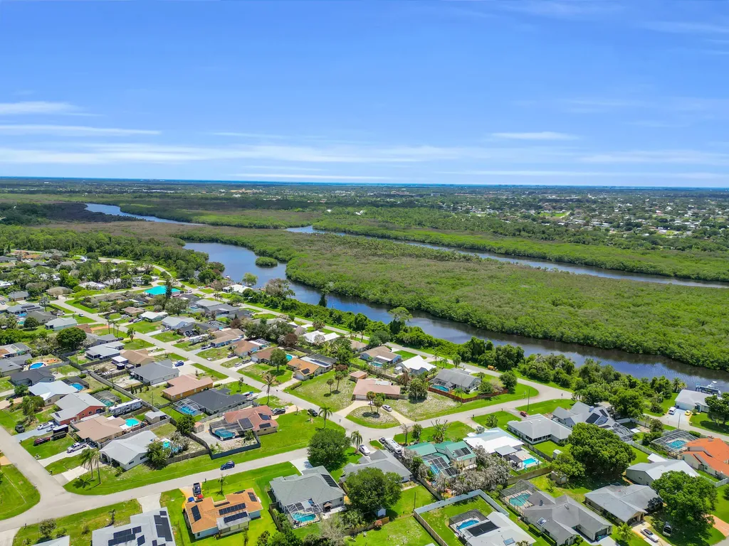 842 SE Quiescent Lane Port St Lucie FL 34983