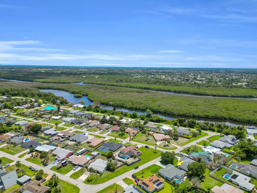 842 SE Quiescent Lane Port St Lucie FL 34983