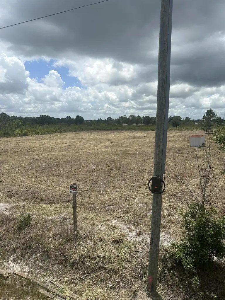 17980 NW 252nd Street Okeechobee FL 34972