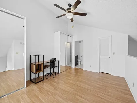 5095 Heatherhill Boca Raton FL 33486
