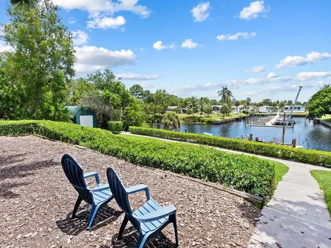 5095 Heatherhill Boca Raton FL 33486