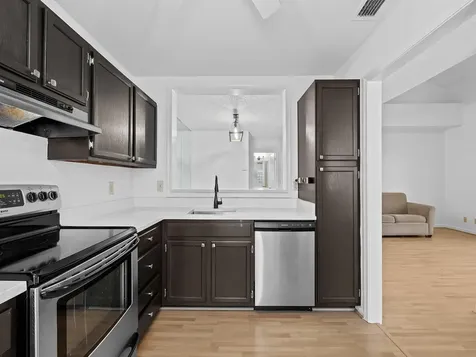 5095 Heatherhill Boca Raton FL 33486