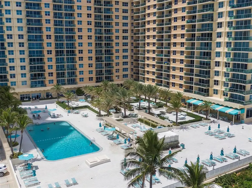 2501 S Ocean Drive Hollywood FL 33019