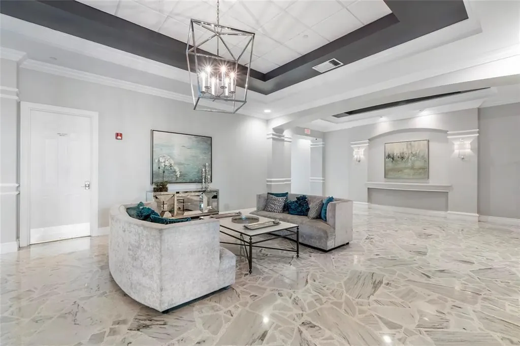 2501 S Ocean Drive Hollywood FL 33019