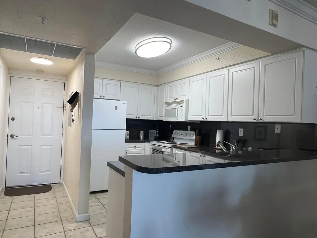 2501 S Ocean Drive Hollywood FL 33019