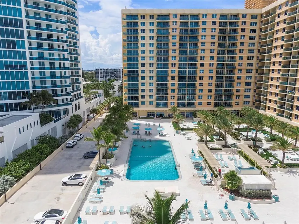 2501 S Ocean Drive Hollywood FL 33019