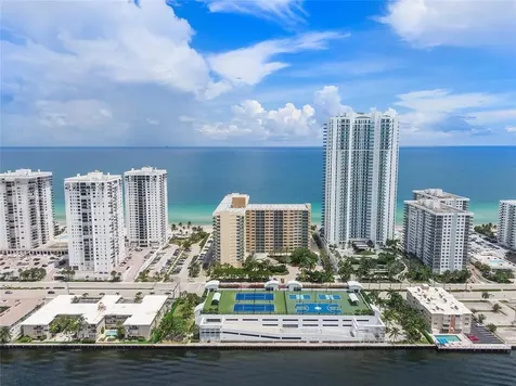 2501 S Ocean Drive Hollywood FL 33019