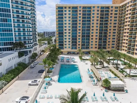 2501 S Ocean Drive Hollywood FL 33019