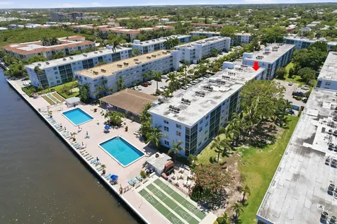 2008 S Federal Highway Boynton Beach FL 33435
