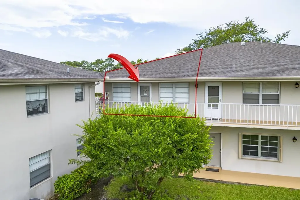 3 Lake Vista Trail Port St Lucie FL 34952