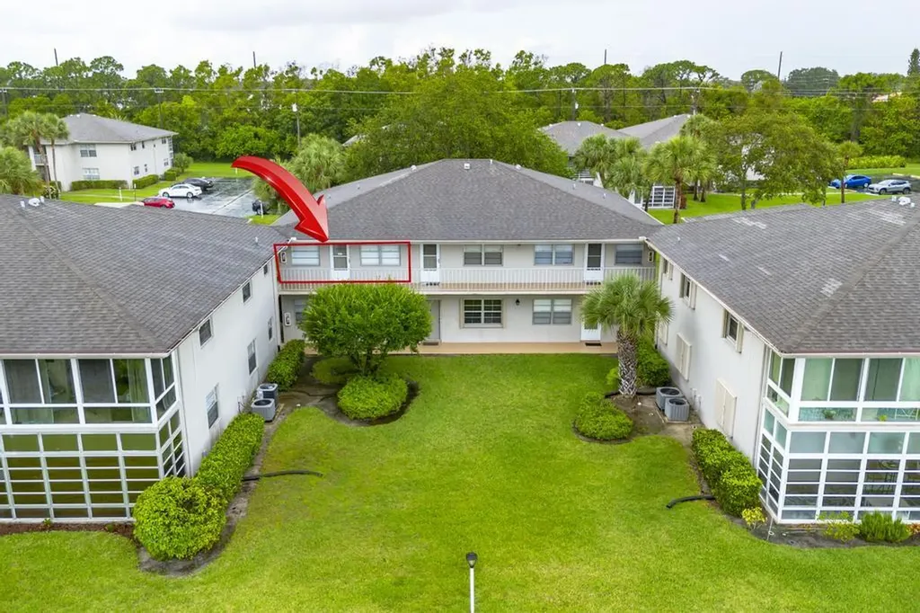 3 Lake Vista Trail Port St Lucie FL 34952