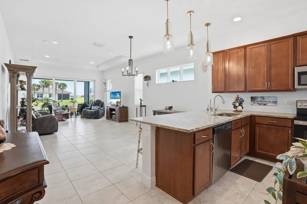 25007 SW Alberti Way Port St Lucie FL 34986