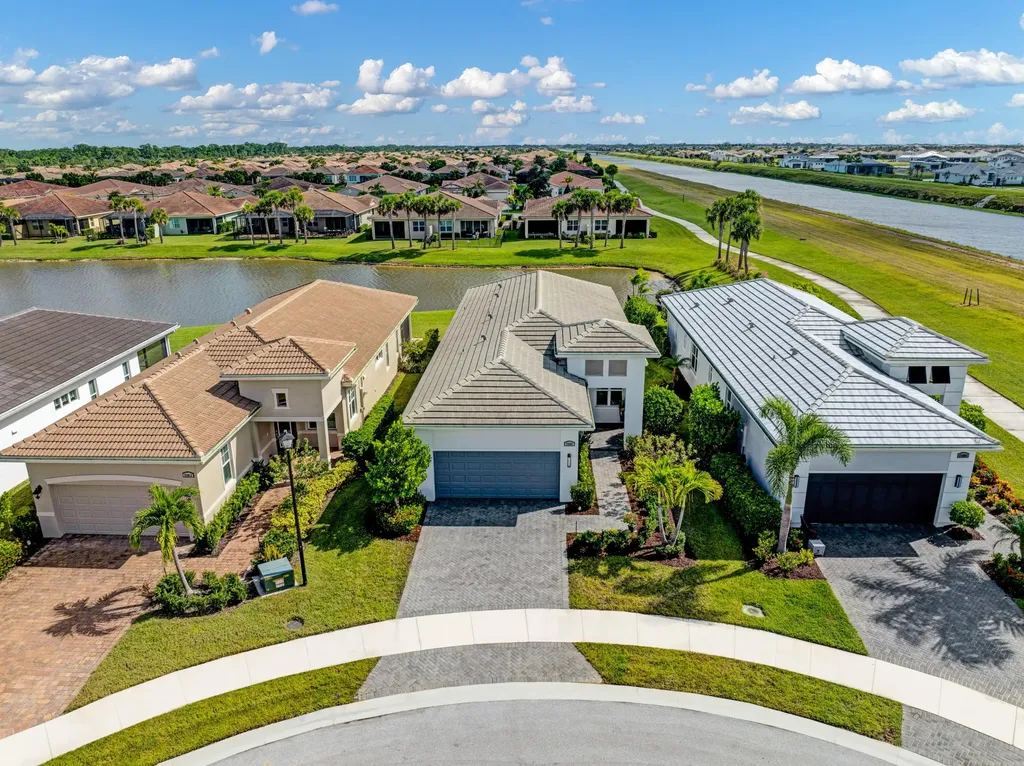 25007 SW Alberti Way Port St Lucie FL 34986