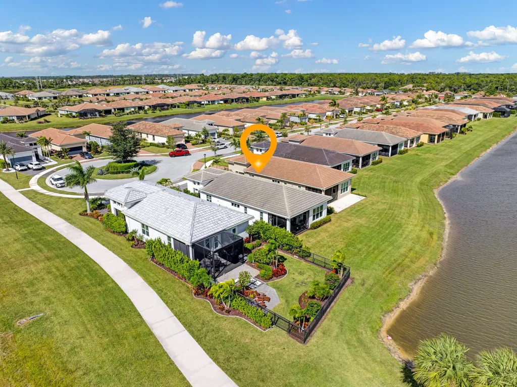 25007 SW Alberti Way Port St Lucie FL 34986