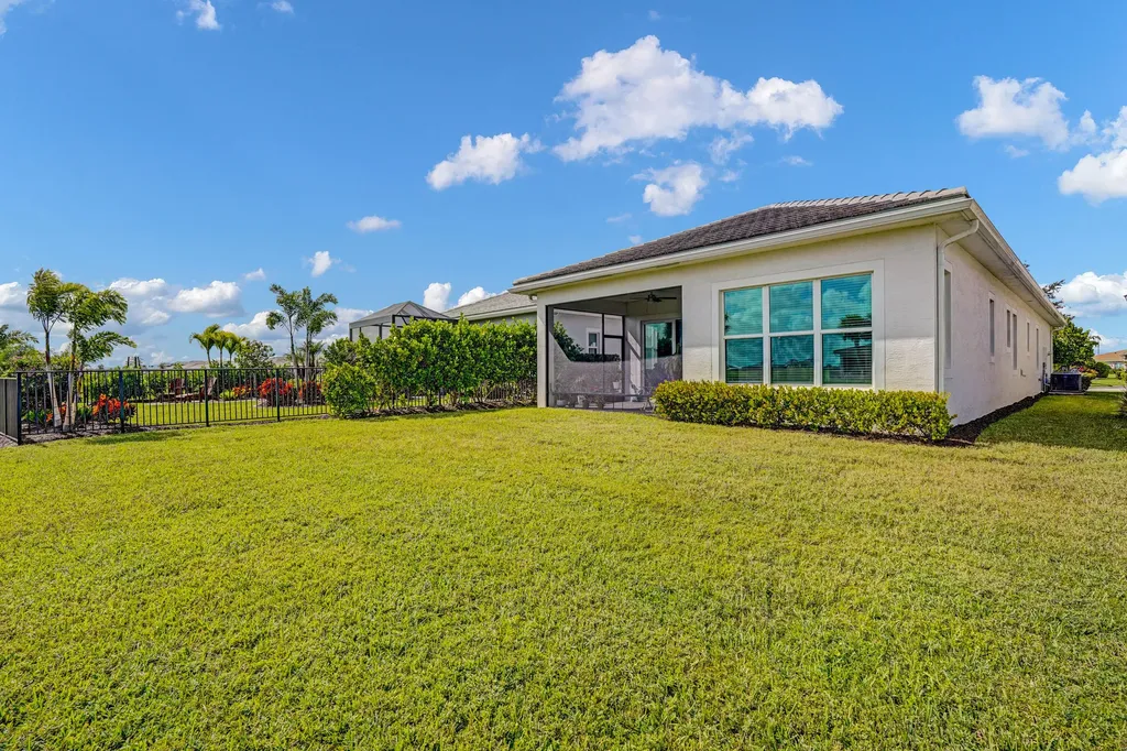 25007 SW Alberti Way Port St Lucie FL 34986