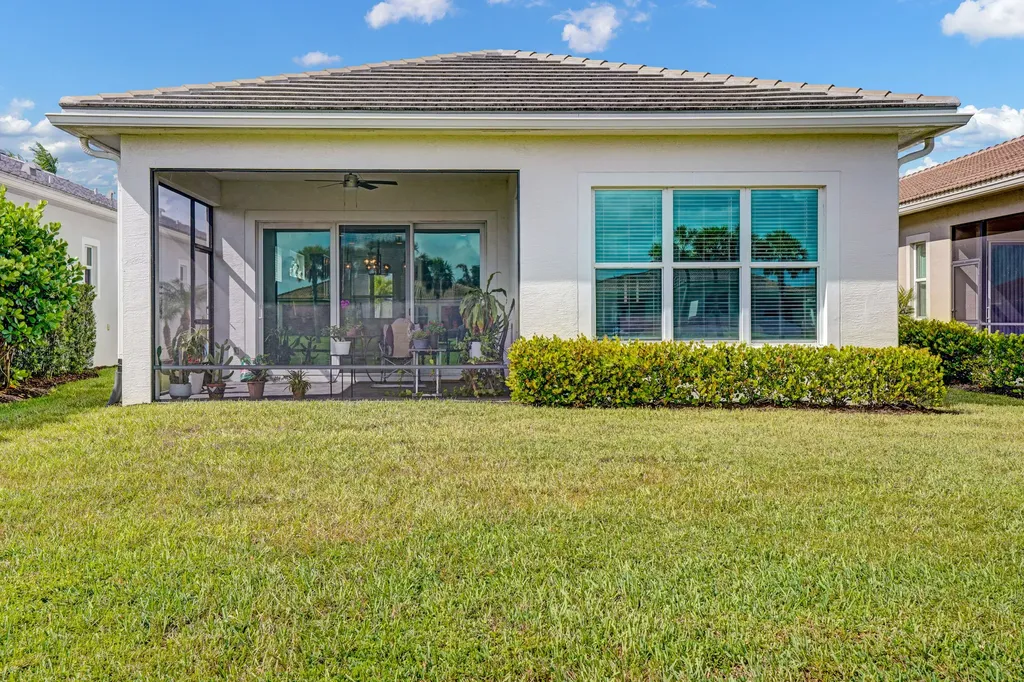 25007 SW Alberti Way Port St Lucie FL 34986