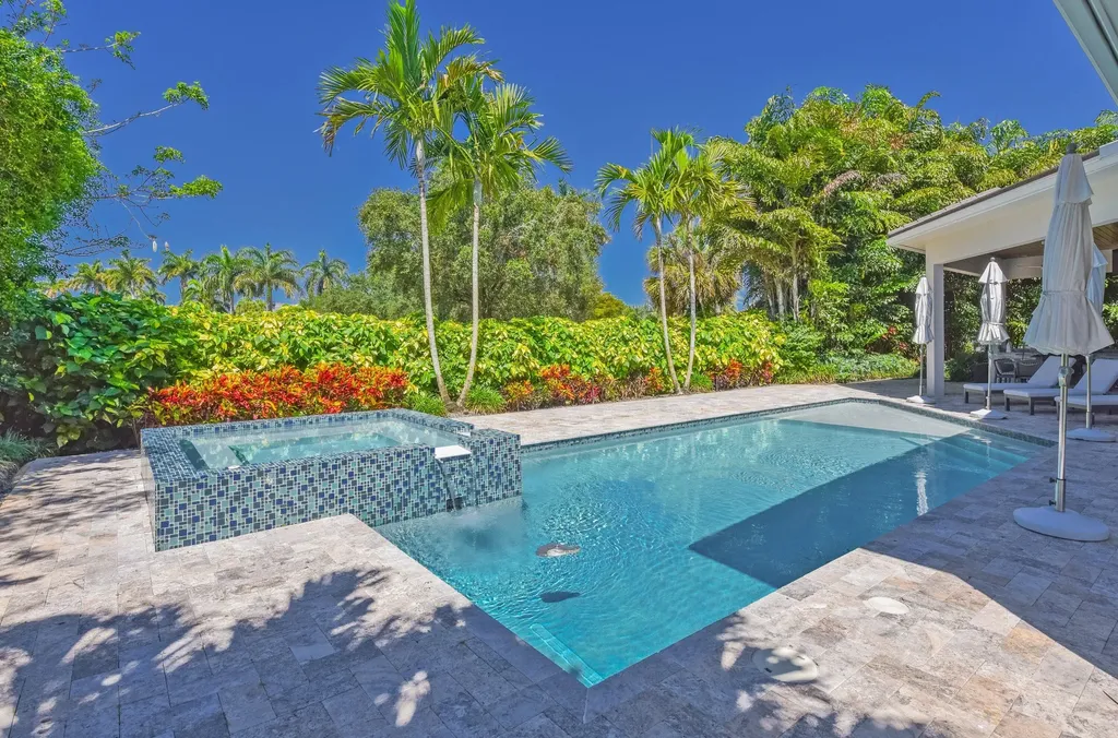 17661 Scarsdale Way Boca Raton FL 33496