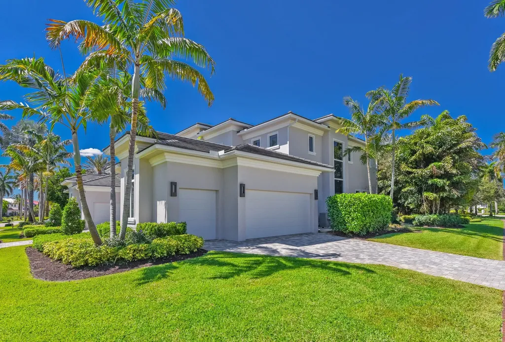 17661 Scarsdale Way Boca Raton FL 33496