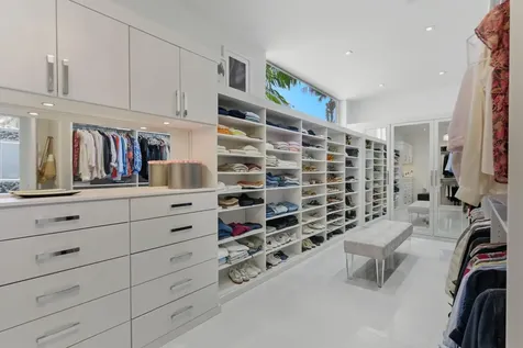 17661 Scarsdale Way Boca Raton FL 33496
