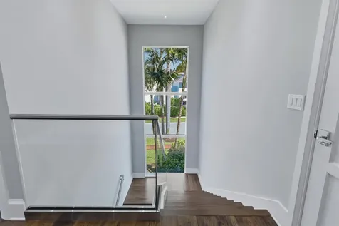 17661 Scarsdale Way Boca Raton FL 33496