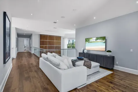 17661 Scarsdale Way Boca Raton FL 33496
